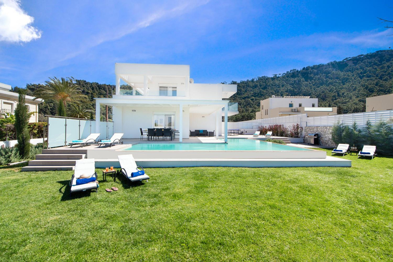 Others 3, Villa Odysseas, South Aegean