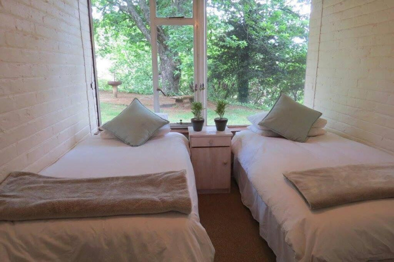 Bedroom 2, Grace Cottage, Hogsback, Amathole