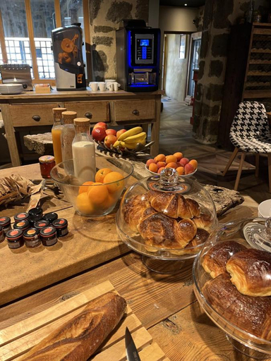 Food & Drinks 5, Le 19 - Suite 19 - 50m2 - Centre Historique - Clim, Haute-Loire