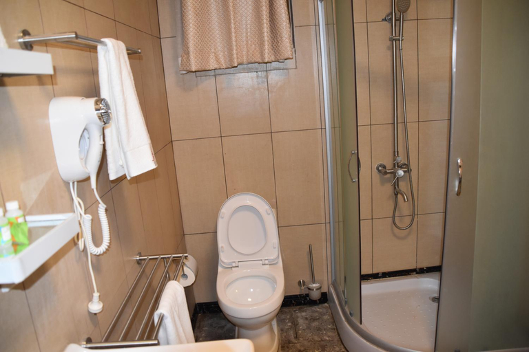 Bathroom 5, Al-Minhaj Serviced Apartments, Ba