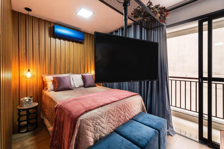 Bedroom 30