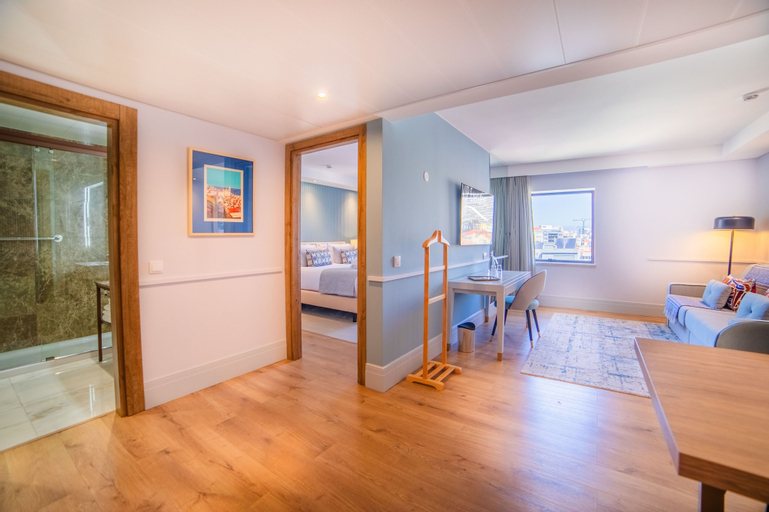 Dining Room 18