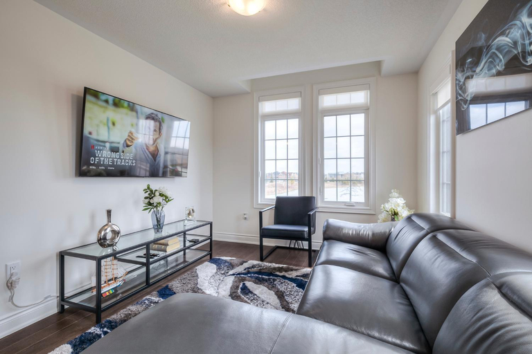 Others 3, Your Perfect Getaway Master Bedroom, Simcoe