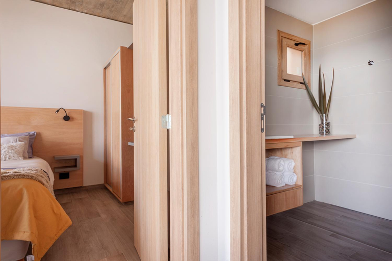 Bathroom 3, Wa One Lake Homes, Bariloche