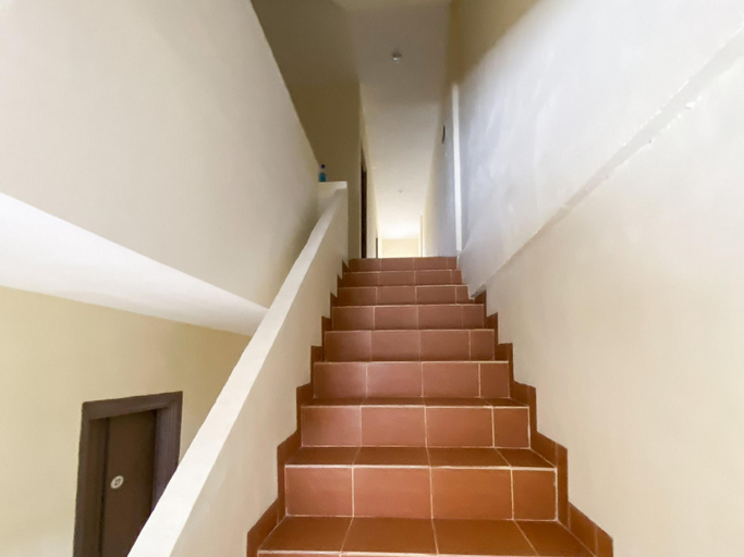 Public Area 3, Homestay D3 Mitra RedDoorz, Batam