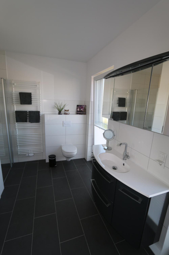 Bathroom 2, Villa Ankerplatz, Vorpommern-Rügen