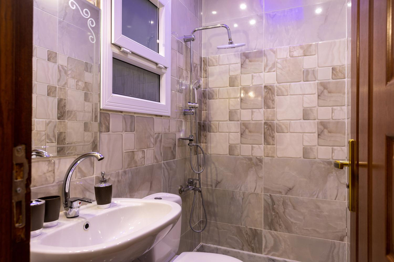 Bathroom 3, F&M Home Egypt - Apartment Hurghada, Al-Ghurdaqah