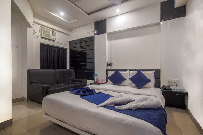 Bedroom 2, Hotel Satyug Inn, Ujjain