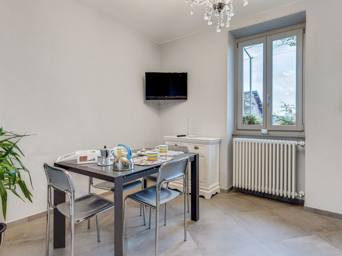 Others 5, Apartment Near Lake Maggiore and Borromean Isles, Verbano-Cusio-Ossola
