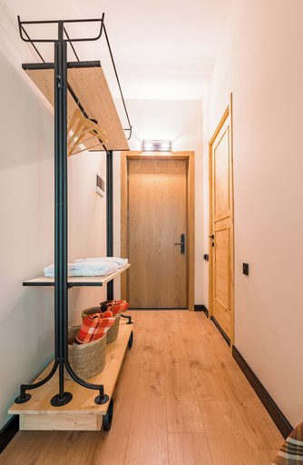 Others 5, 174o Boutique hotel, Kazbegi