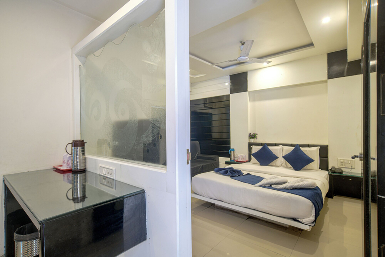Bedroom 3, Hotel Satyug Inn, Ujjain