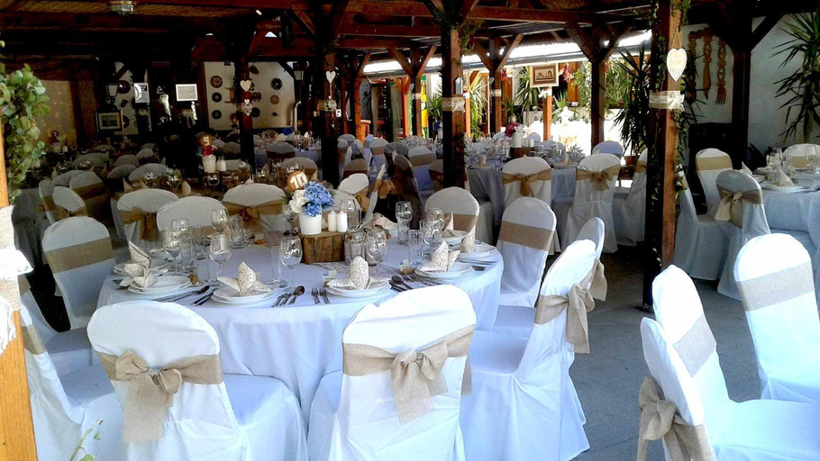 Restaurant 4, Tassi Halaszcsarda - Suger haz, Kunszentmiklós