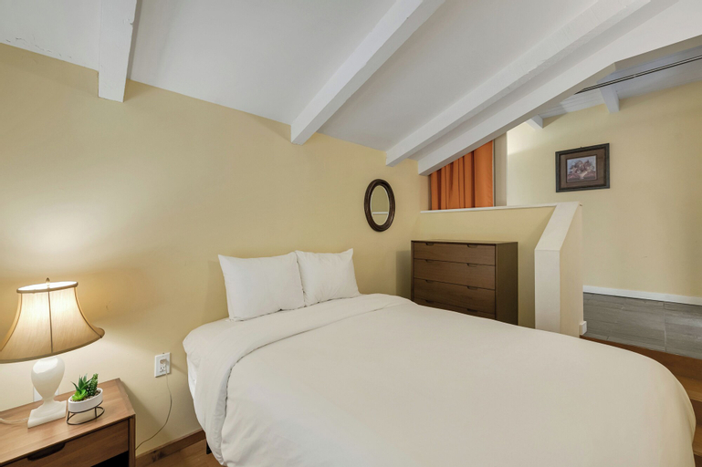 Bedroom 6