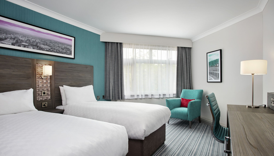 Bedroom 3, Leonardo Hotel Cheltenham, Gloucestershire