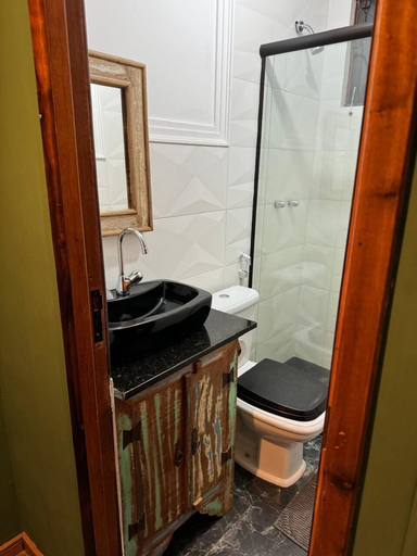 Bathroom 4, Pousada Pé na Areia, Angra dos Reis