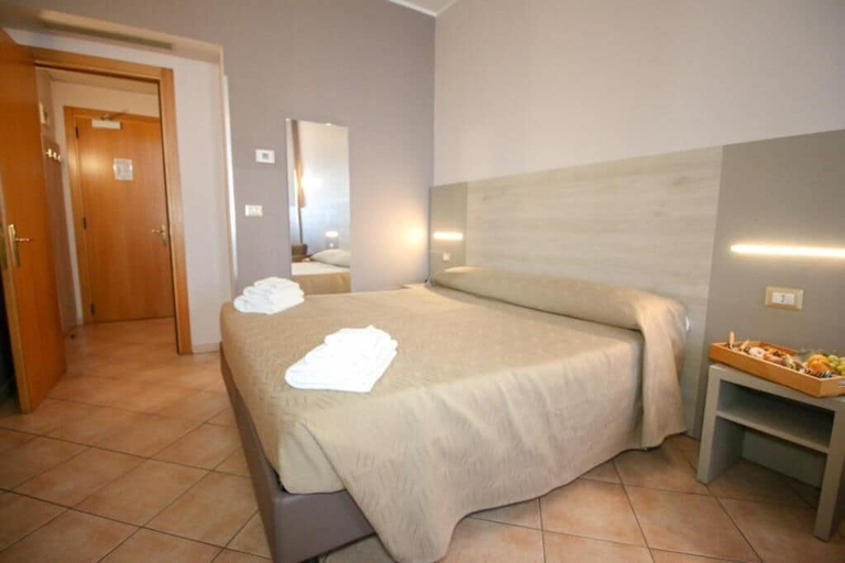 Bedroom 3, Hotel Miramonti, Torino