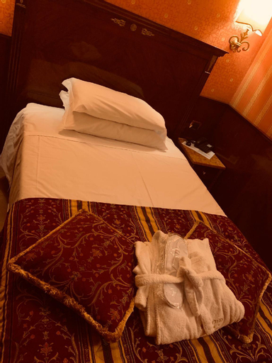 Bedroom 10