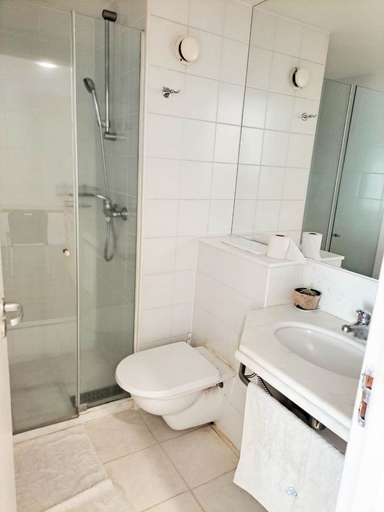 Bathroom 3, Get a Flat 1409 Mercury GRU, Guarulhos