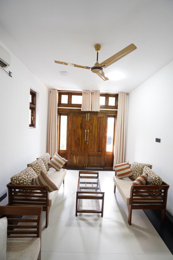 Others 5, Jaruv Royal Residencies, Kesbewa