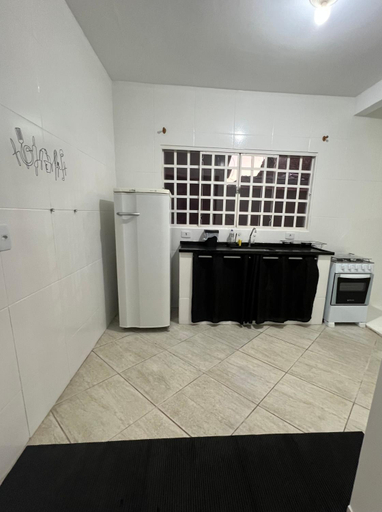 Others 3, Hostel Passa4, Passa Quatro