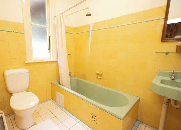 Bathroom 4