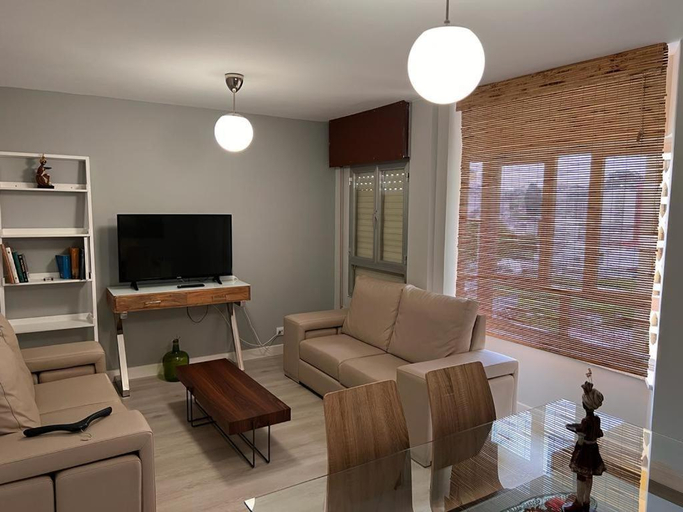 Shared lounge/TV area
