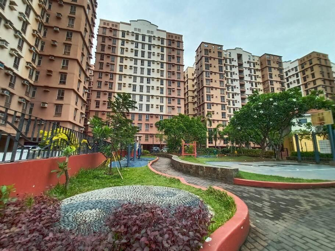 Exterior 9