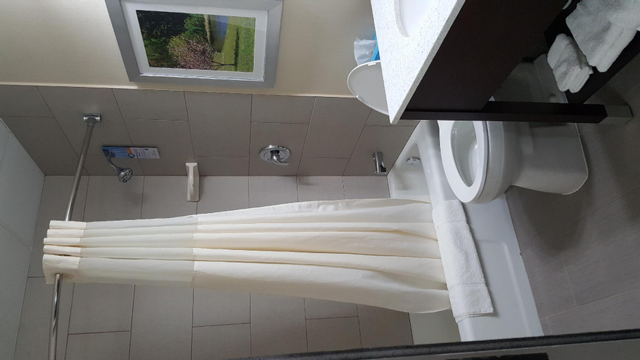 Bathroom 5