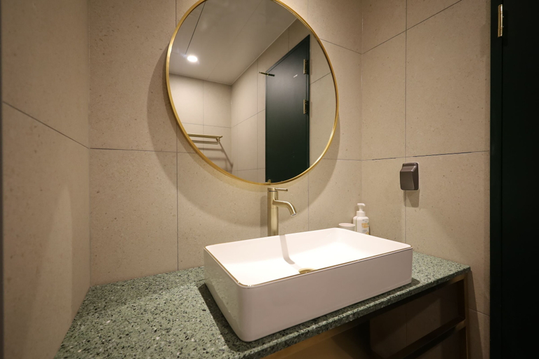 Bathroom 4, H AVENUE Jecheon Station, Jecheon
