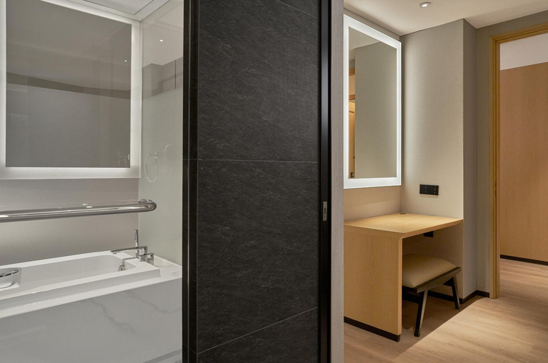 Bathroom 5, Hyatt Place Yantai Development Zone