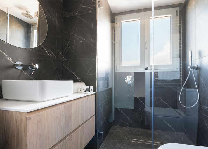 Bathroom 5, Pure Salt Residences, Baleares