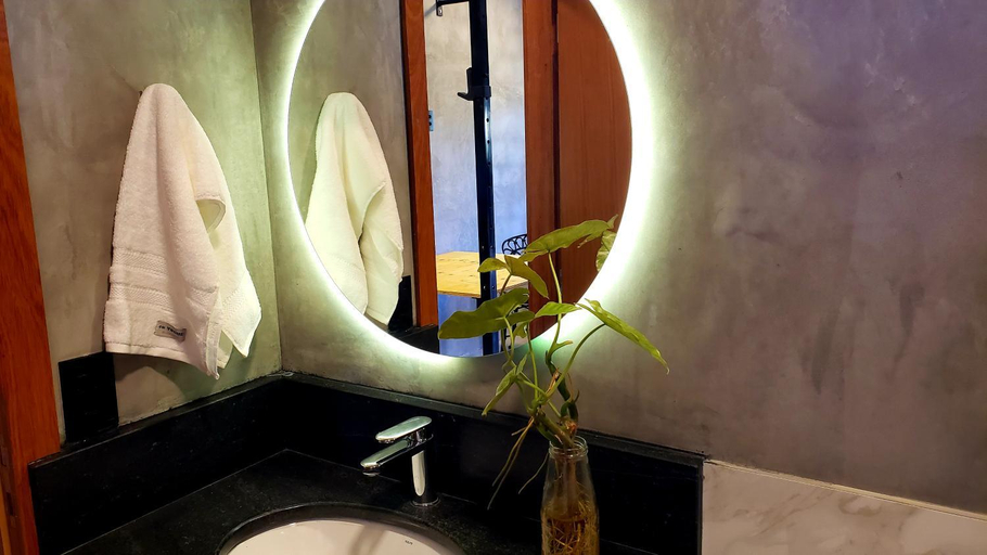 Bathroom, Hospedagem Terras Raras Patrimonio da Penha, Divino de São Lourenço
