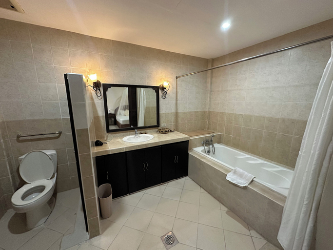 Bathroom, Lubi Resort, Santander