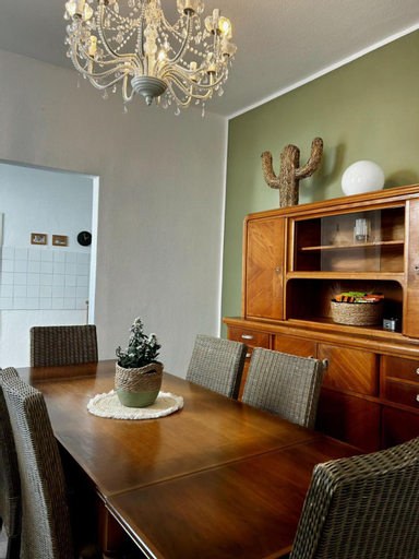 Dining Room 21