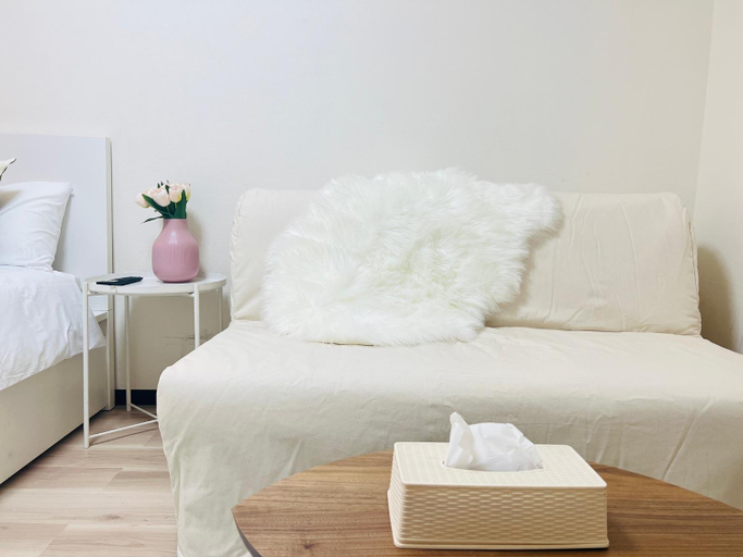 Bedroom 2, Kabukicho 203, Shinjuku