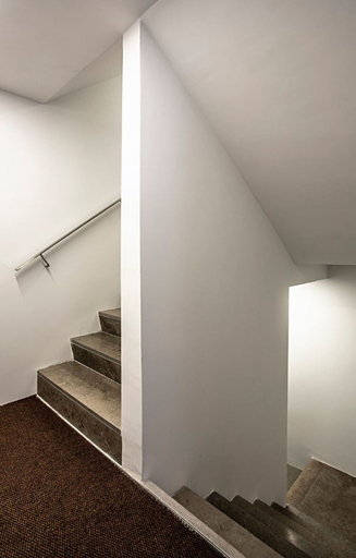 Others 5, Piso Azul, Lisbon