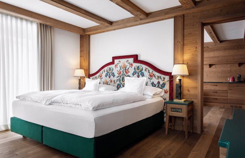 Bedroom 4, Hotel Tyrol, Bolzano