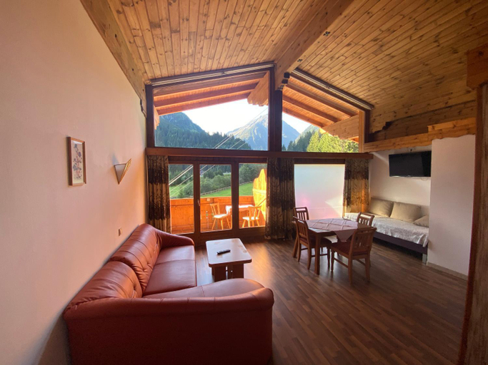 Others 3, Hotel Waldcafe, Innsbruck Land