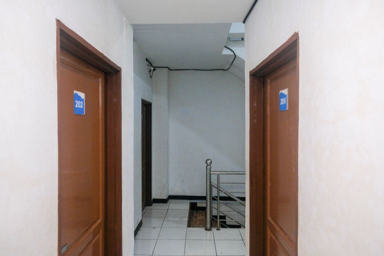 Others 7