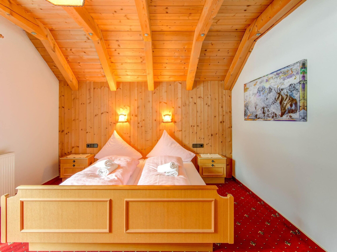 Bedroom 2, Luxury Apartment in Längenfeld near Ski Area, Imst