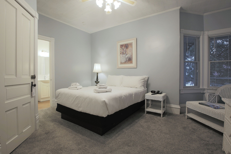 Bedroom 3, Siebkens Resort, Sheboygan