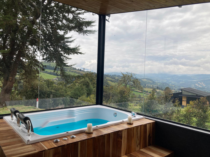 Sport & Beauty 4, ECO CABANAS EL ABUELO, La Calera