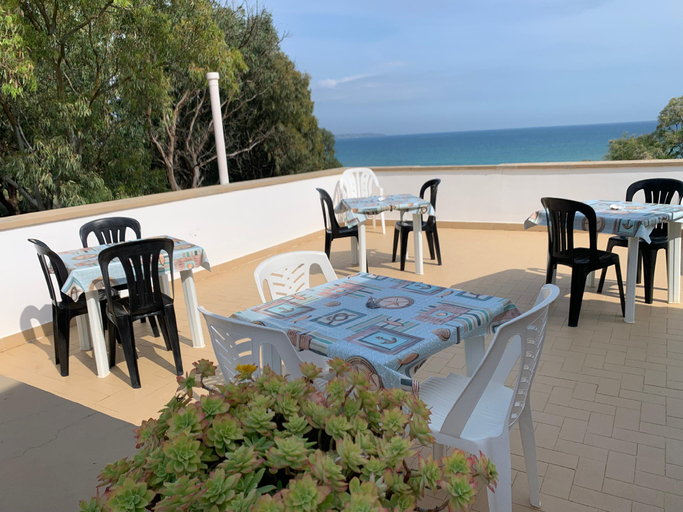 Others 4, La Bussola, Agrigento