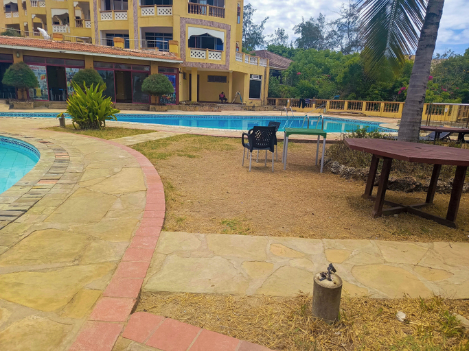 Sport & Beauty 3, Ishara Beachfront Homes And Suites, Kisauni