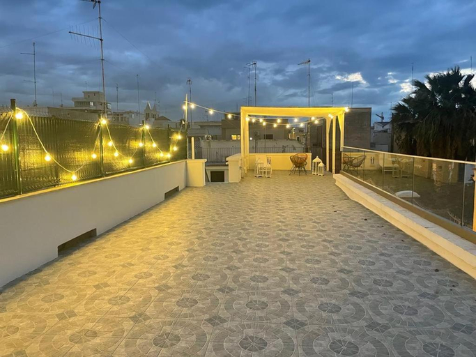 Others 5, aMare (Angoli di Puglia), Bari