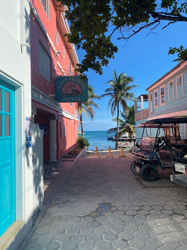 Exterior & Views 2, La Casa de Paz