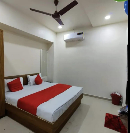 Others 5, Hotel Madhav,Ahmedabad, Ahmadabad