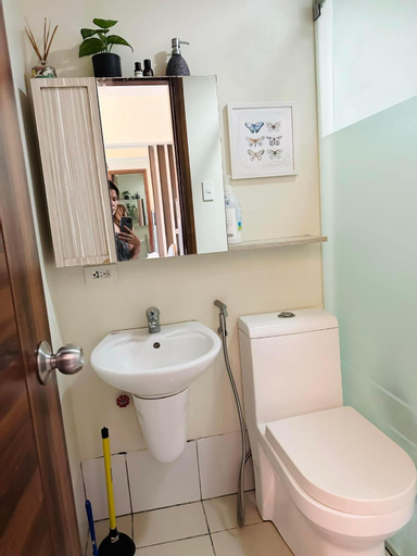 Bedroom 2, Edwards Bed 3, Cebu City
