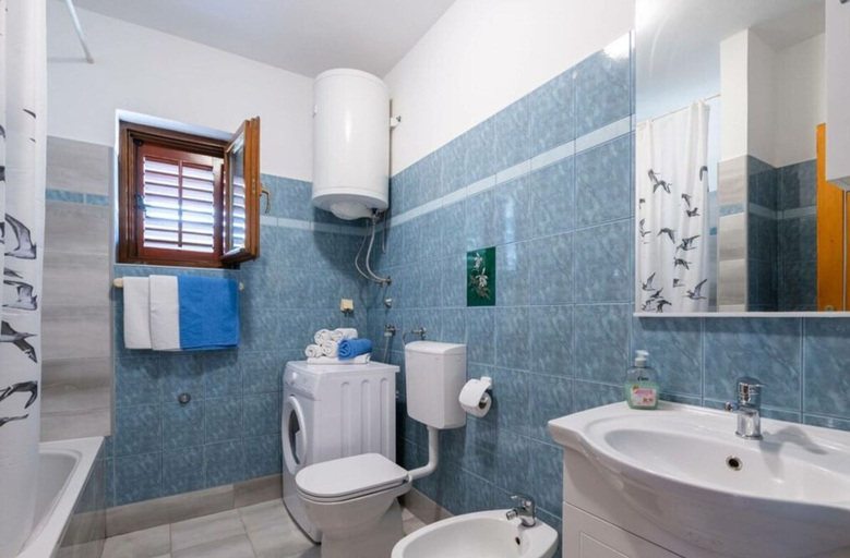 Bathroom 3, Sunce Comfortable Holiday Residence, Pula