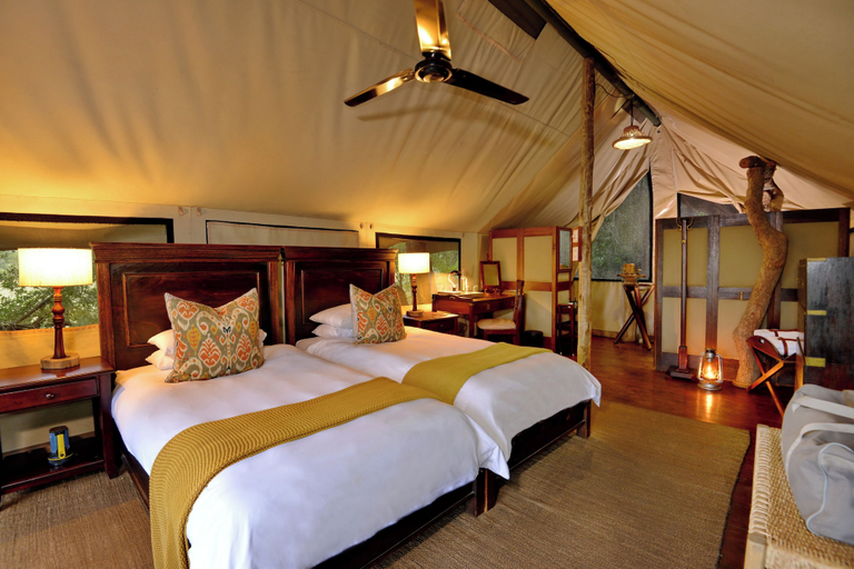 Bedroom 2, Rhino Walking Safaris, Ehlanzeni